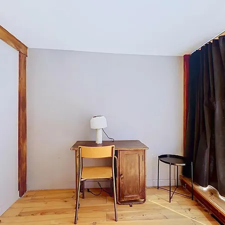 Spacious House With Terrace East Feriehus *