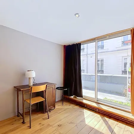 Feriehus Spacious House With Terrace East
