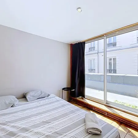 Feriehus Spacious House With Terrace East