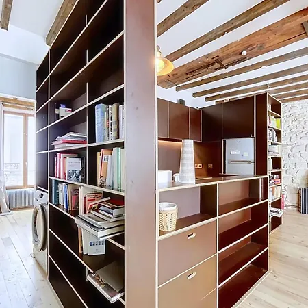 Spacious House With Terrace East * باريس