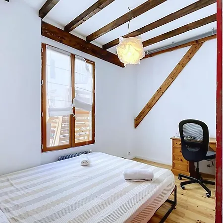 Spacious House With Terrace East * Paris