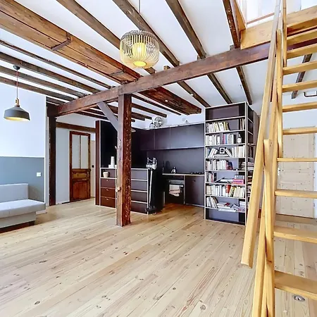 Spacious House With Terrace East Paris